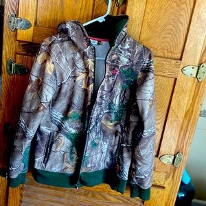 Under Armour large camo zip up hoodie